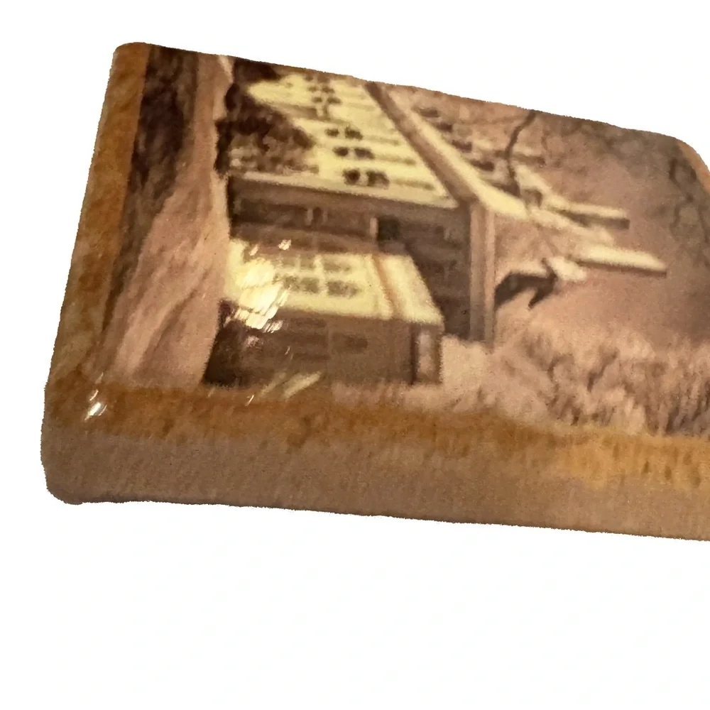 Fleur-de-Stone Marble Coaster – Historic Mansion Estate – Cork Backed Stone Tile